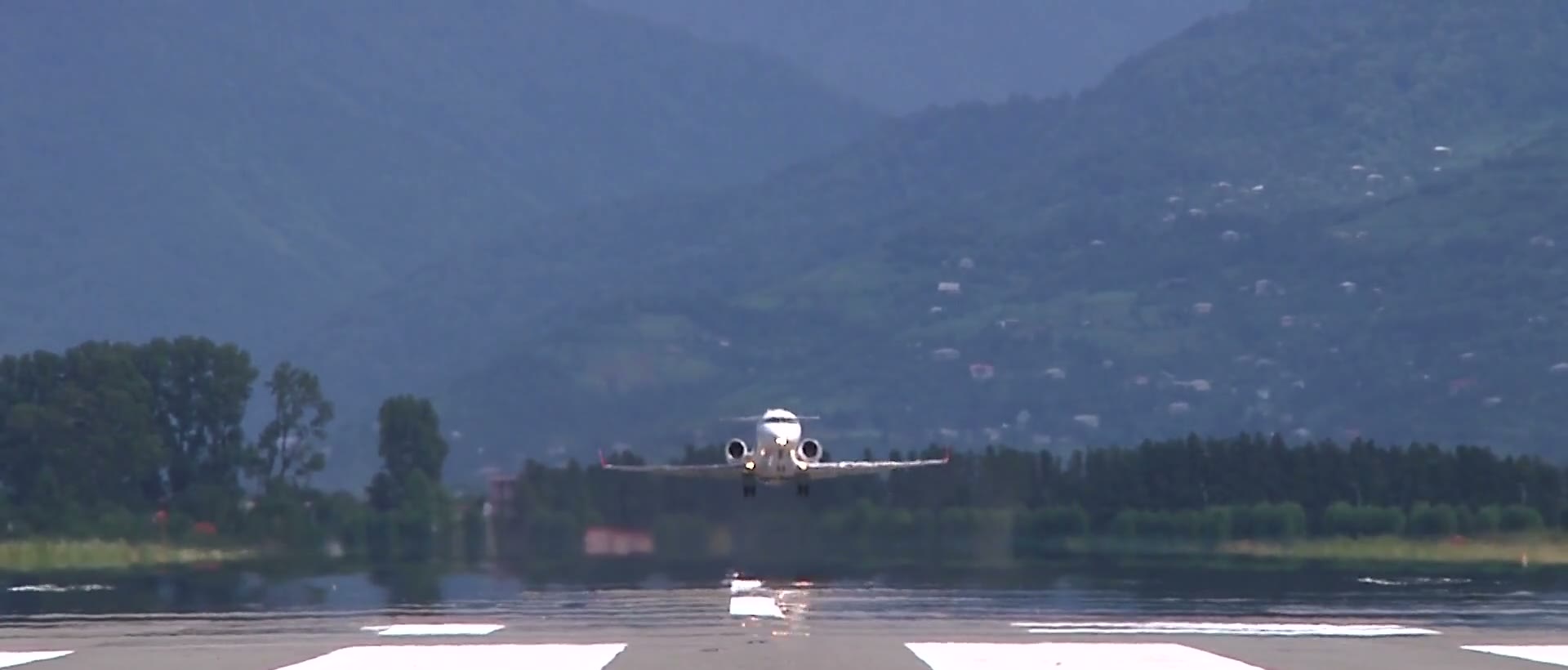 PrivateRoute — Compare Your Private Jet Journey